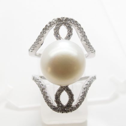 Pearl, Cubic Zirconia Ring